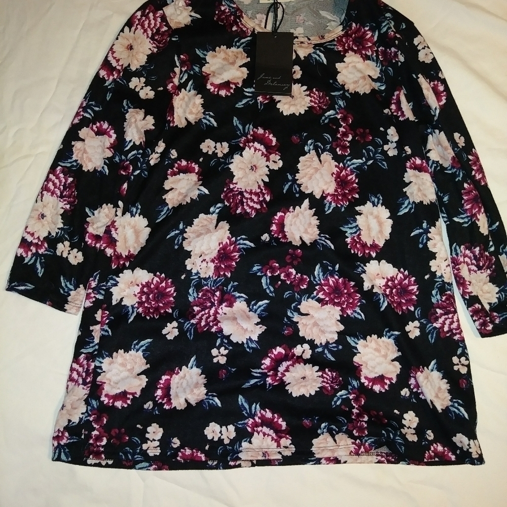 Bobbie Brooks 3/4 sleeve womens top